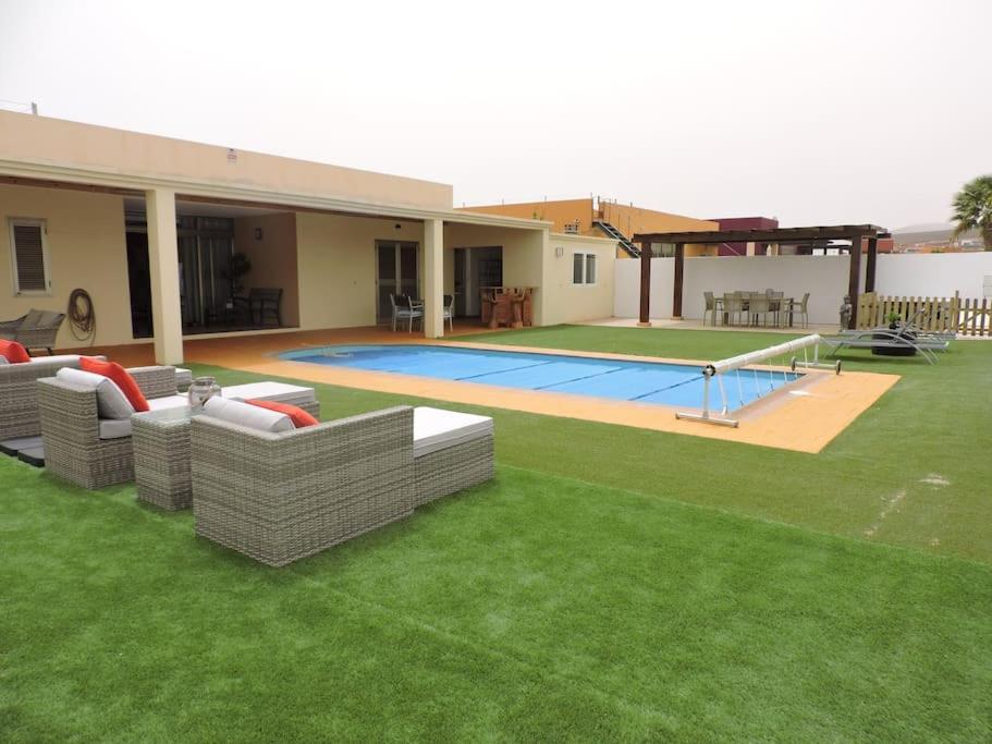 Villa Ventura - Piscina Climatizada & Aire Acondicionado Caleta De Fuste Exterior foto